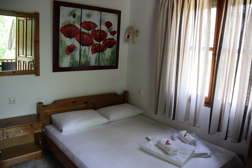 Patroudis House Apartman Szkála Rahoníu Szoba fotó